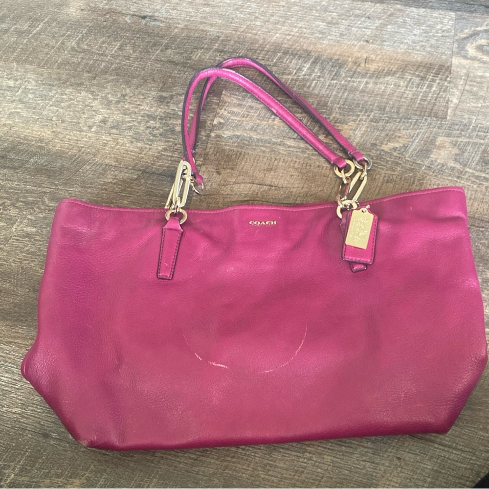 Coach East West Madison Large Tote Bag, style number E1376-26769